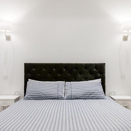88, Valletta Boutique Escape Екстер'єр фото